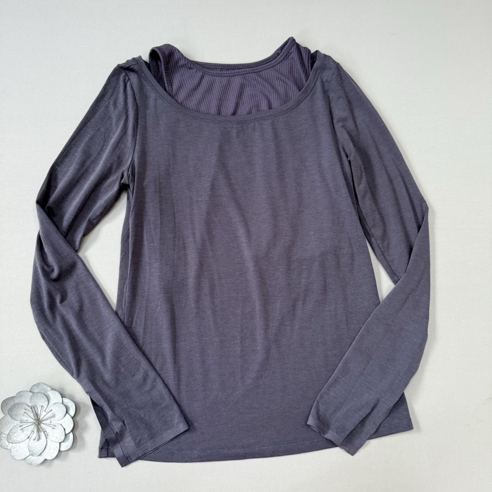ATHLETA purple Essence Groove long sleeved top, S. - Picture 6 of 8
